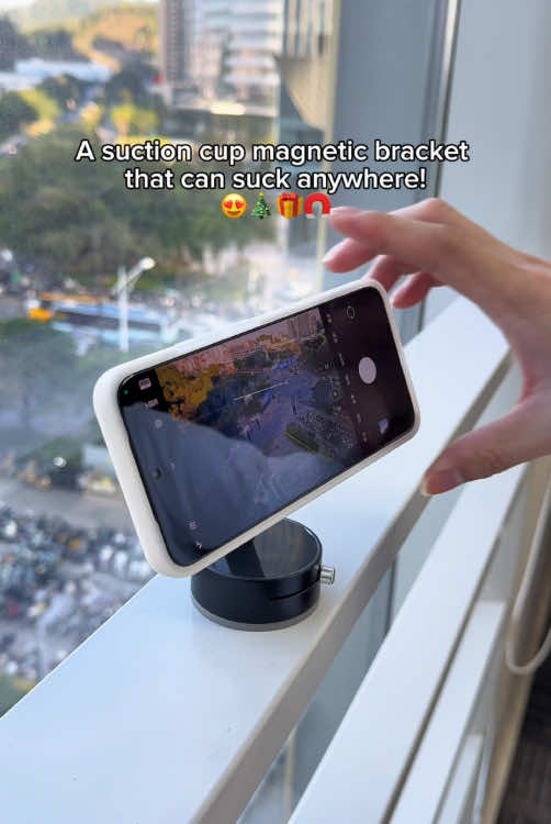 A suction cup magnetic bracket that can suck anywhere!❤️🌟 #tiktokshopblackfriday #tiktokshopcybermonday #tiktokmademebuyit #PhoneHold #usa_tiktok #CapCut #fyp #tiktok #TikTokShop #gift #goodthing #viral #like #shopping #shopping #blackfriday #tiktokshopfinds #tiktokshopblackfriday #tiktokmademebuyit  #1d #apt 