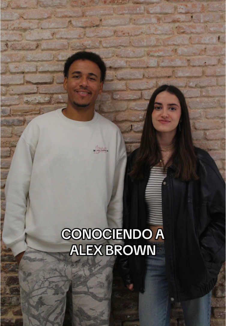 CONOCIENDO A @AlexBrown🤎 (sorpresilla al final del vídeo) #alexbrown #música 