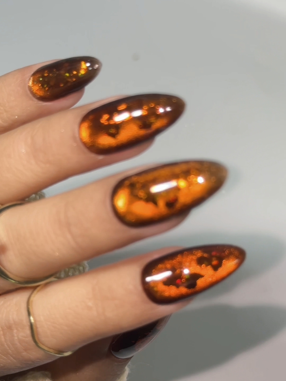 🧡Just Like the amber stone! #nailinspo #nailtech #varnail #pressonnails #winternails #nailart #naildesign #nailhack #holidaynails #nailglue #tiktoknails #nails #nailtutorial 