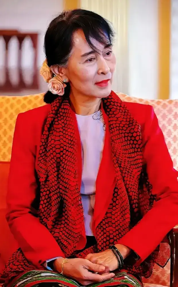 #အမေပုံလေးတင်ထားတယ် #ပုံsaveထားနော်