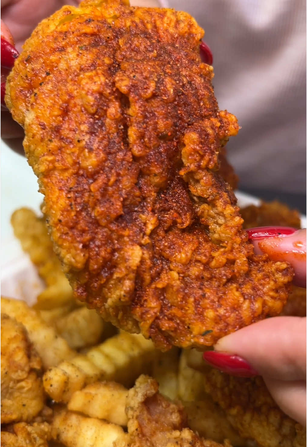 We went ALL OUT with fried chicken at @Forefeathersnyc in Kips Bay, Manhattan NYC! 🍗🍔🔥🤤 This halal fried chicken joint is incredible. And do not skip their smash burgers! 💪 Who’s hungry? #DEVOURPOWER #fyp #foryou #foodtiktok #friedchicken #hotchicken #comfortfood #nyc #halalfood #halal #foodies #foodblog #fries #forefeathers #chickenfingers #chickentenders #smashburger #newyorkcity #nychalal #macncheese #macandcheese  