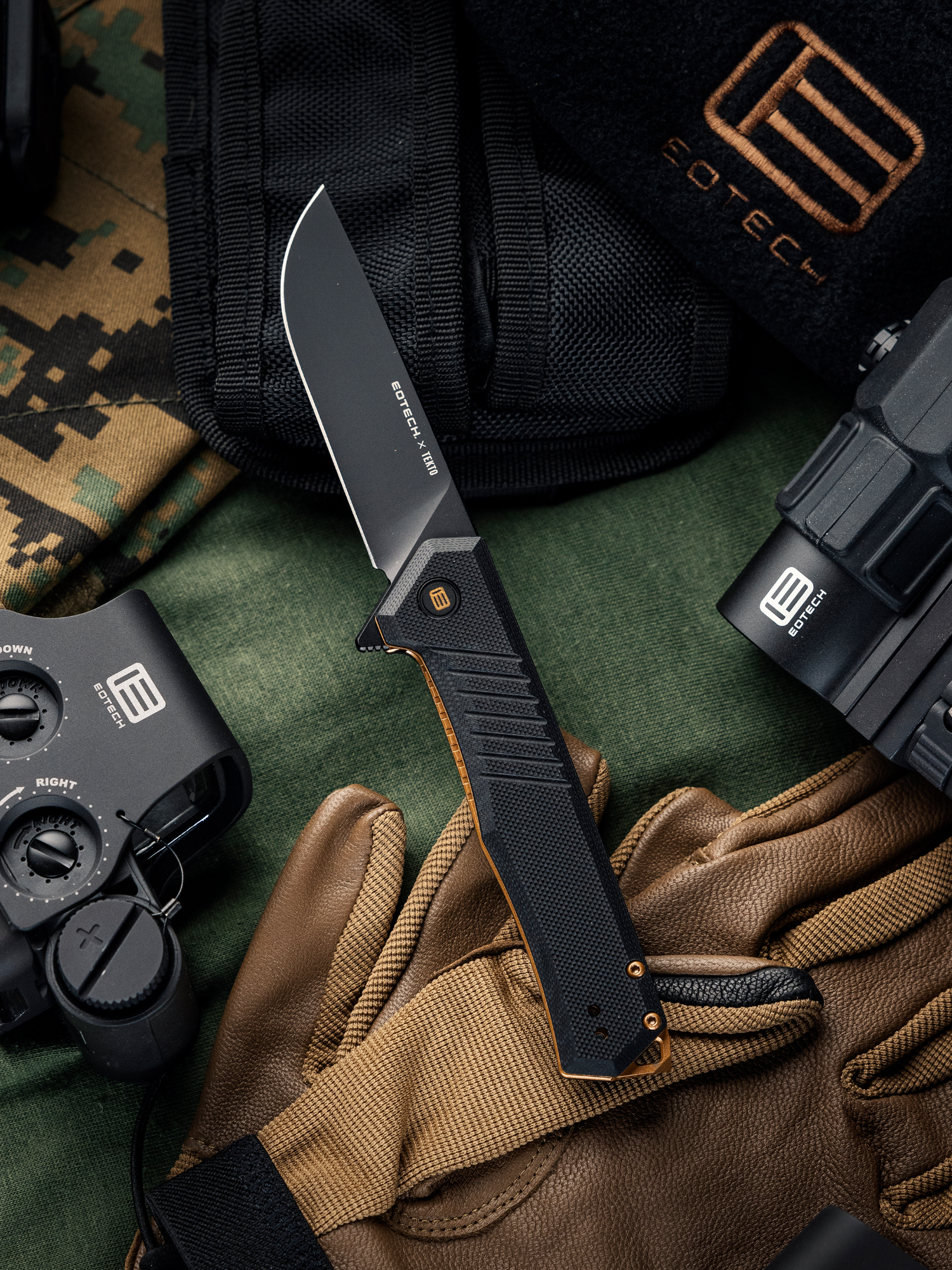 Tekto Knives and EOTECH, a leader in precision optics used by the US military and elite forces worldwide, unite to present the exclusive F1 Alpha EOTECH Edition. This limited-edition tactical knife combines meticulous craftsmanship with advanced design, embodying the rugged, sophisticated capabilities that both brands are celebrated for. ##tektoknives ##tekto ##edc ##everydaycarry ##tactical ##military ##black ##folding ##d2 #eotech