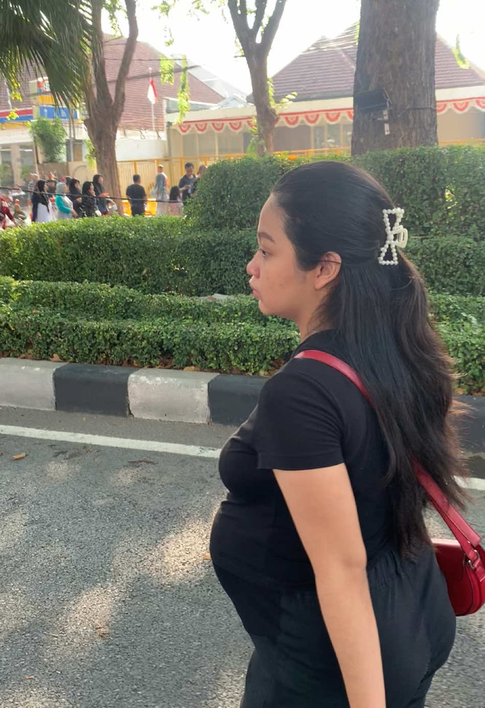 Pertama kali CFD dan itupun dalam keadaan hamil😝😂🙈#babybump #pregnant #allahummabarik #🥰🥰🥰🥰❤️❤️❤️ #throwback #37weekspregnant #carfreeday #hidupsehat 