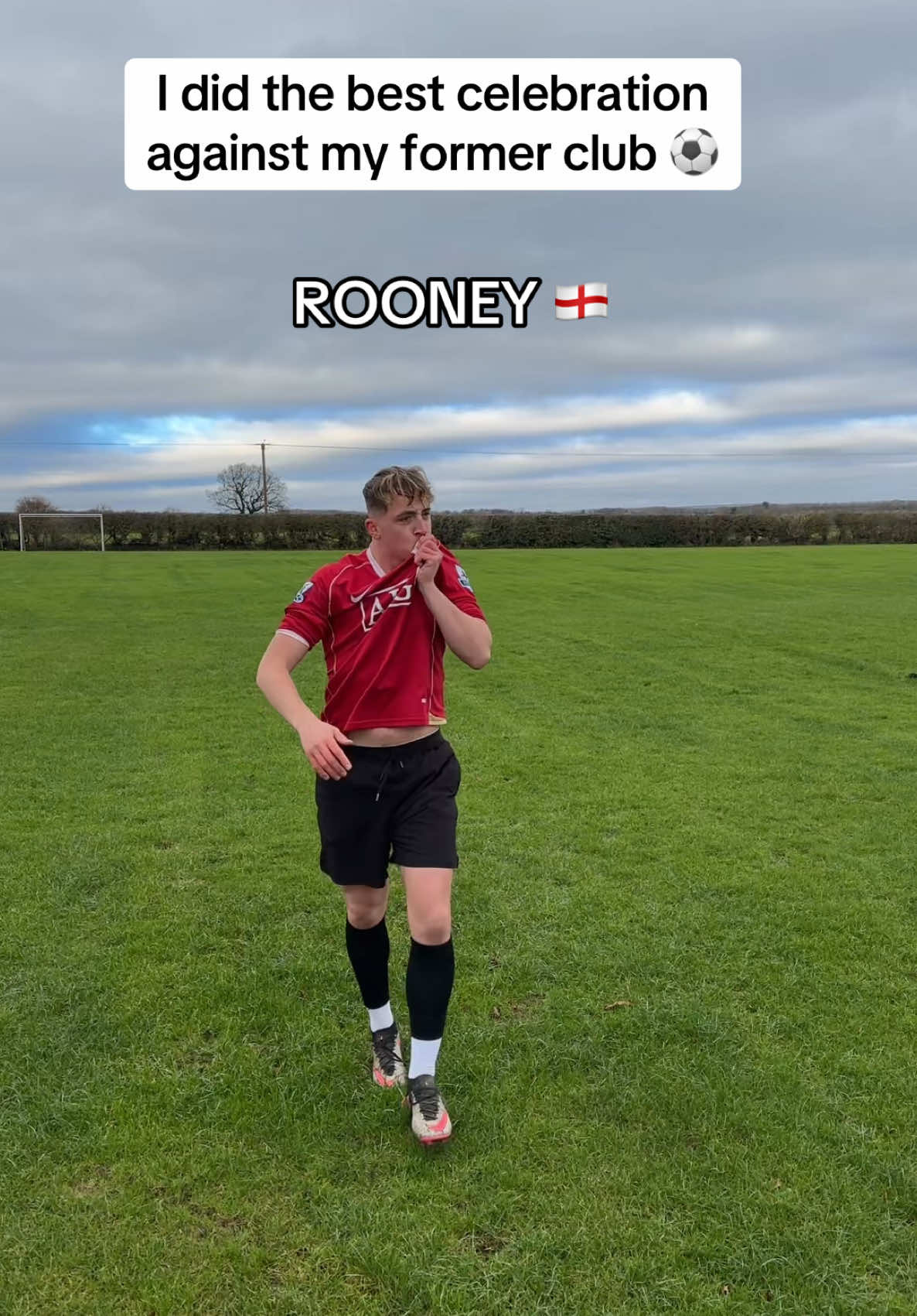 Guess who? 😮💀 #fyp #footballcelebrations #viral #guesswho #r9 #rooney #foryou #football #viral #footballtiktok 