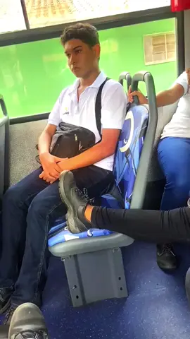 my brothers floating in the aiiir🙏🏻 #meme #memestiktok #funnytiktok #bus 