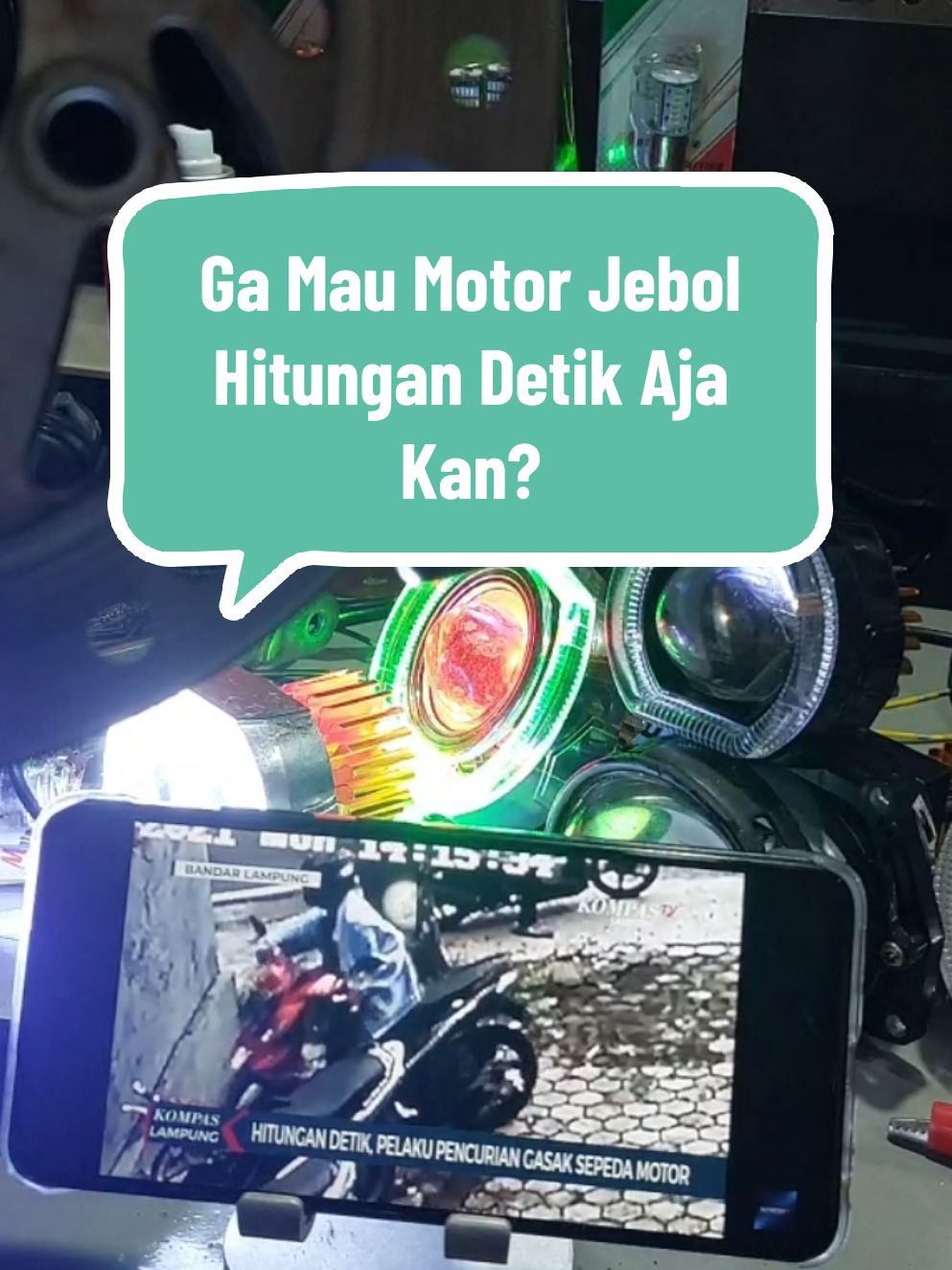 Motor hilang cuma hitungan detik 🥹 Manfaatkan promo dari Tik Tok Shop voucher gratis ongkir, diskon, cashback sebelum kehabisan. Beli sekarang mumpung hari ini lagi banyak promo #megaguncang1212 #MegaSale1212 #paydaysale #CuanTanpaBatas #promogucang1212 #GebyarBelanjaDesember