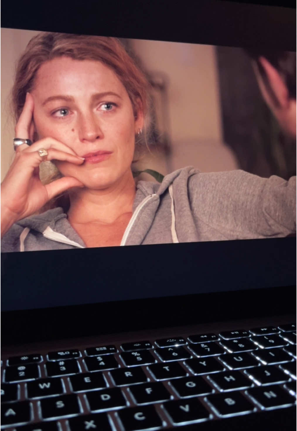 Screaming. Crying. Throwing up. #itendswithus #itendswithusmovie #itstartswithus #colleenhoover #blakelively #justinbaldoni #BookTok #trend #aesthetics #manifest #viraltiktok #bookclub #viralaudio #book #books #trending #goviral #viralvideo #relatable #girltherapy #movie #movieclips #netflix #mustwatch 