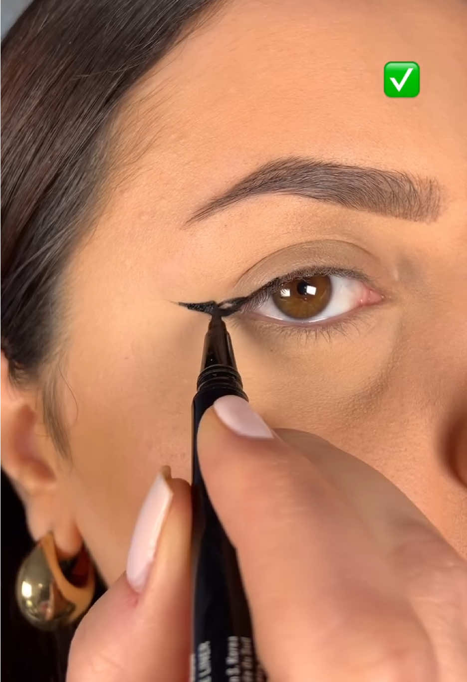 Hooded eye eyeliner tutorial✨ @Silva #makeuptips #Eyeliner 