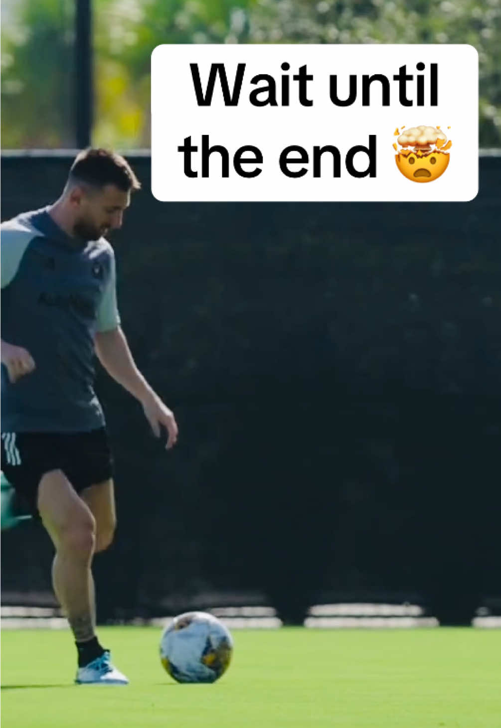 #Messi placed it perfectly 🎯 (via @InterMiamiCF) #futbol #futbol #argentina #leomessi 