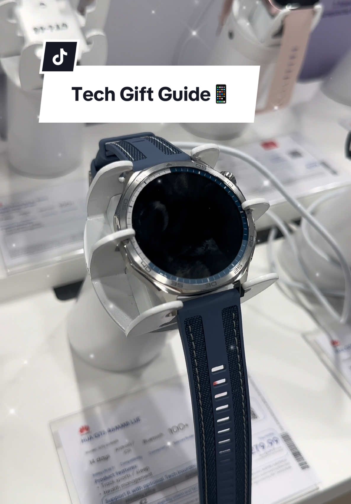 Looking for the perfect gift for the tech enthusiast in your life? Jervis Shopping Centre has it all!📱Whether it's a smartwatch, headphones or the latest gaming gear, you'll find something to light up their Christmas! #techlovers #techgifts #gifts #giftinspo #JervisShoppingCentre #dublinireland