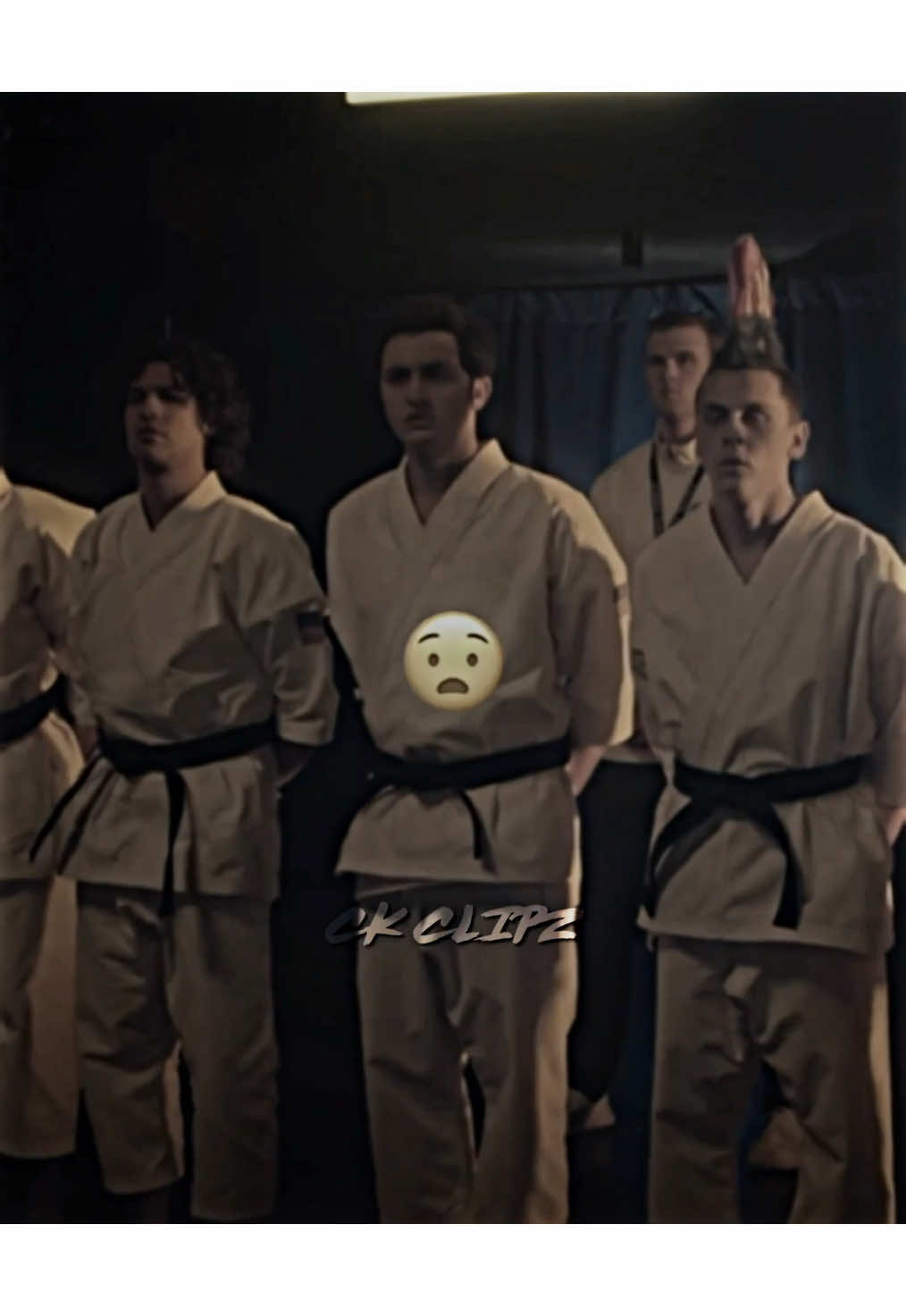 The Miyagi-Do’s reaction to Kwon and Axel 😵☠️ #cobrakai #kwonjaesung #kwon #axelkovacevic #axel #miyagido #karate #fakeall #fakescene #cobrakai🐍 #cobrakaichop 