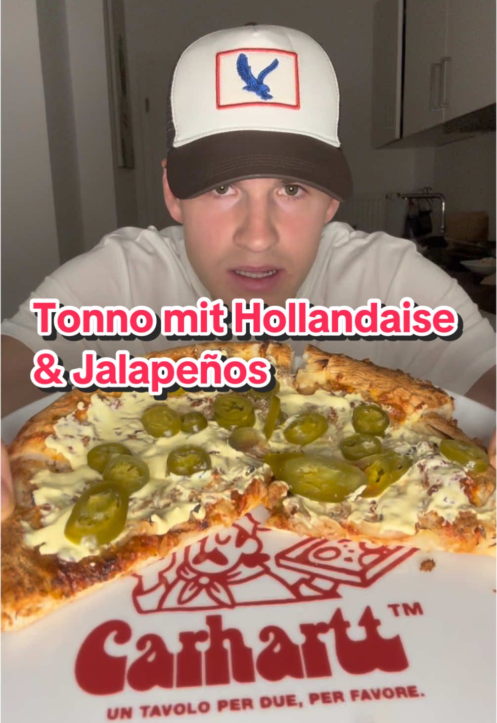 Antwort auf @Jonah Nolte verrückt und interessant zugleich #pizza #thunfisch #tonno #hollandaise #jalapeño #käse #kombi #tastetest #fyp 