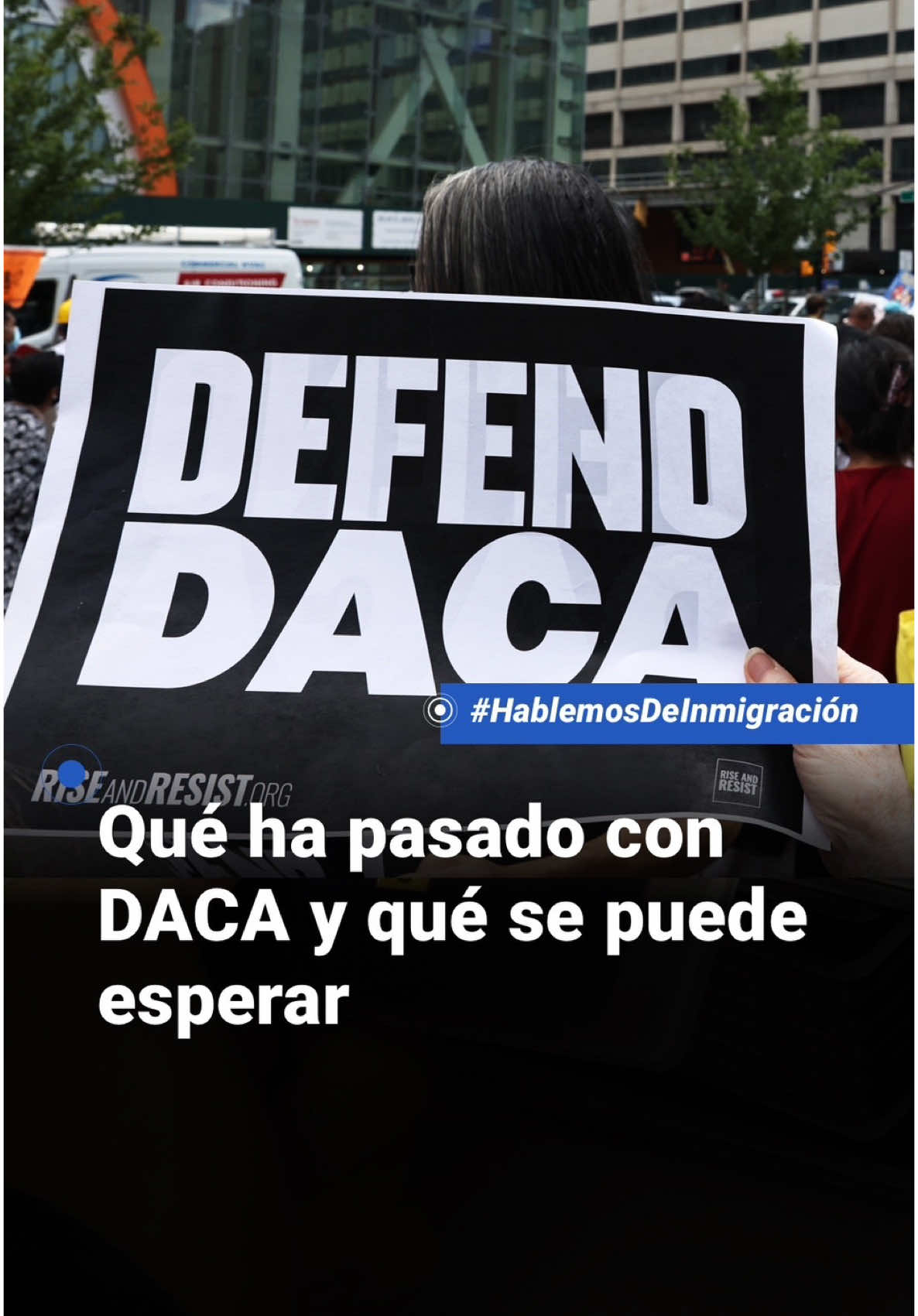 📌 ¿Cuál es el presente de DACA y qué pueden esperar su beneficiarios? Armando Olmedo, abogado y asesor general de inmigración de Univision, lo explica. 📲 No te pierdas #HablemosDeInmigración cada martes a las 7pm ET en el YouTube de Univision Noticias.  #daca #inmigración #eeuu #estadosunidos #usa #uninoticias #univisionnoticias