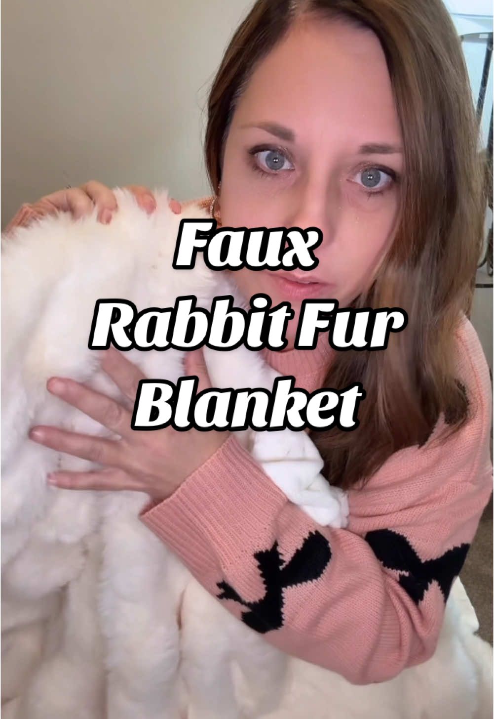 #fauxfur #blanket #blankets #newyearnewaura 