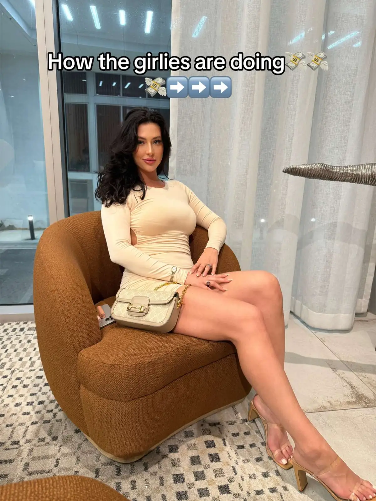Same results not guaranteed but just showing whats possible when youre ready to invest in yourself and change your LIFE✨ #findom #successmindset #takeachance #forthegirls #motivation #delulu #money #spoiled #brat #findomtok #goddess #princess 