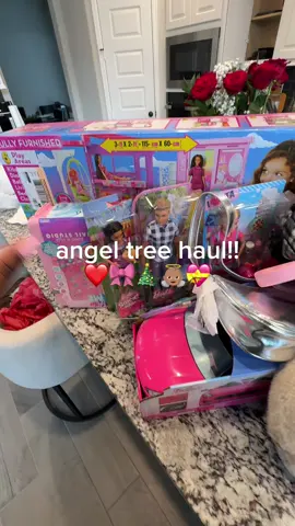 If you can give — please do so! There are so many little angels who do get forgotten, especially the teenagers. Check your local mall, walmart, or go online and see if the salvation army has any areas listed near your zipcode! #angeltree #angeltreeprogram #christmas #xmas #gifts  