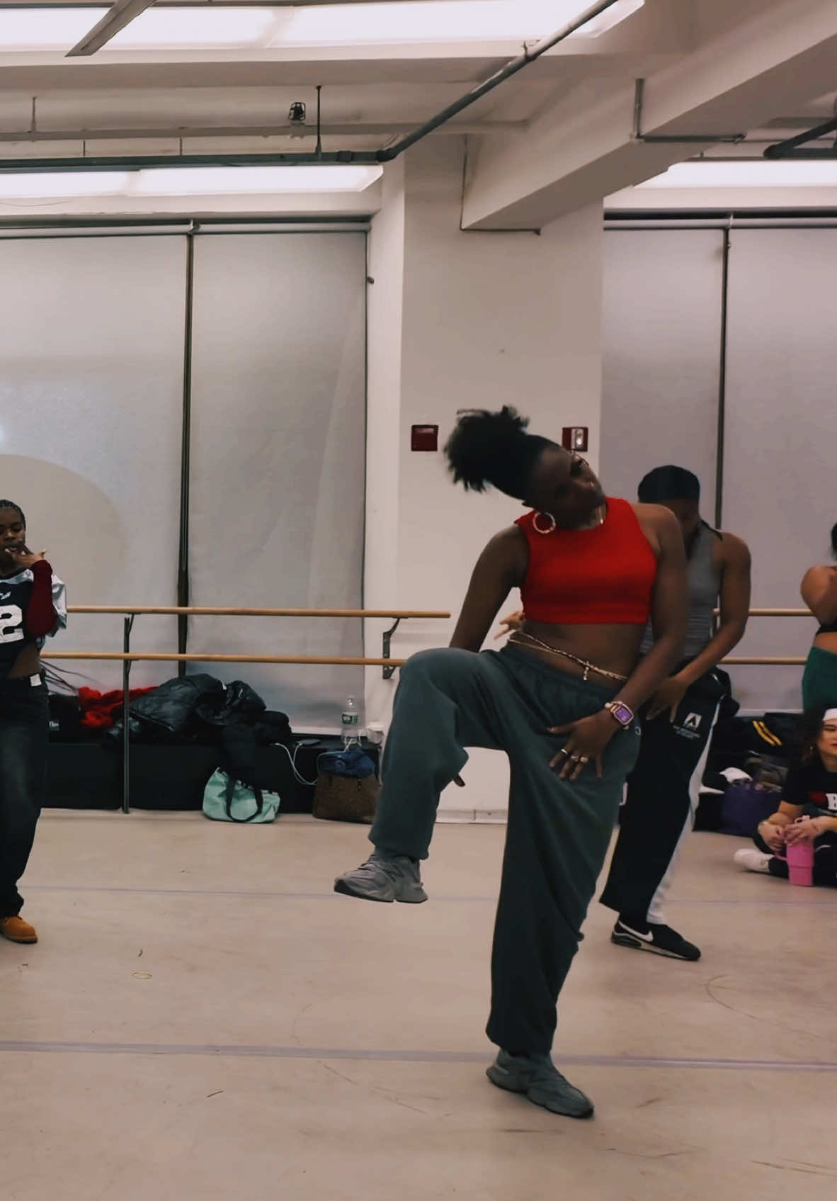 dc: @Kai Jmarii  pookie ate downnnn on this oneeeee ⭐️🤭🩷  #nyc #fyp #dancer #xyzbca 