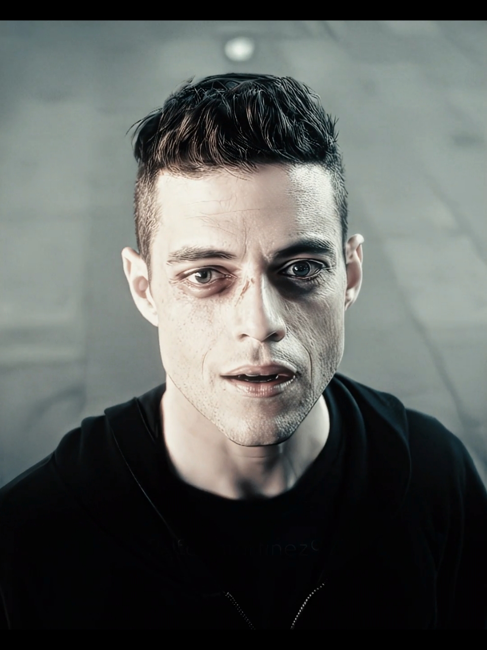 Who are you?  ( Quality settings in my bio ) // #elliotalderson #mrrobot #ramimalek #elliotaldersonedit #mrrobotedit #edit 