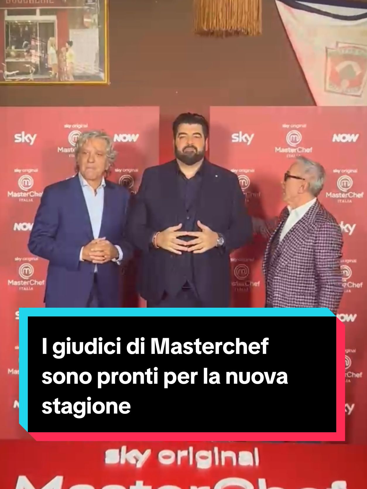 Giovedì 12 dicembre torna Masterchef 🍳 I giudici sono pronti, e voi? 🔥 #sky #skyuno #masterchef #brunobarbieri #antoninocannavacciuolo #giorgiolocatelli #davedere #cucina #chef 