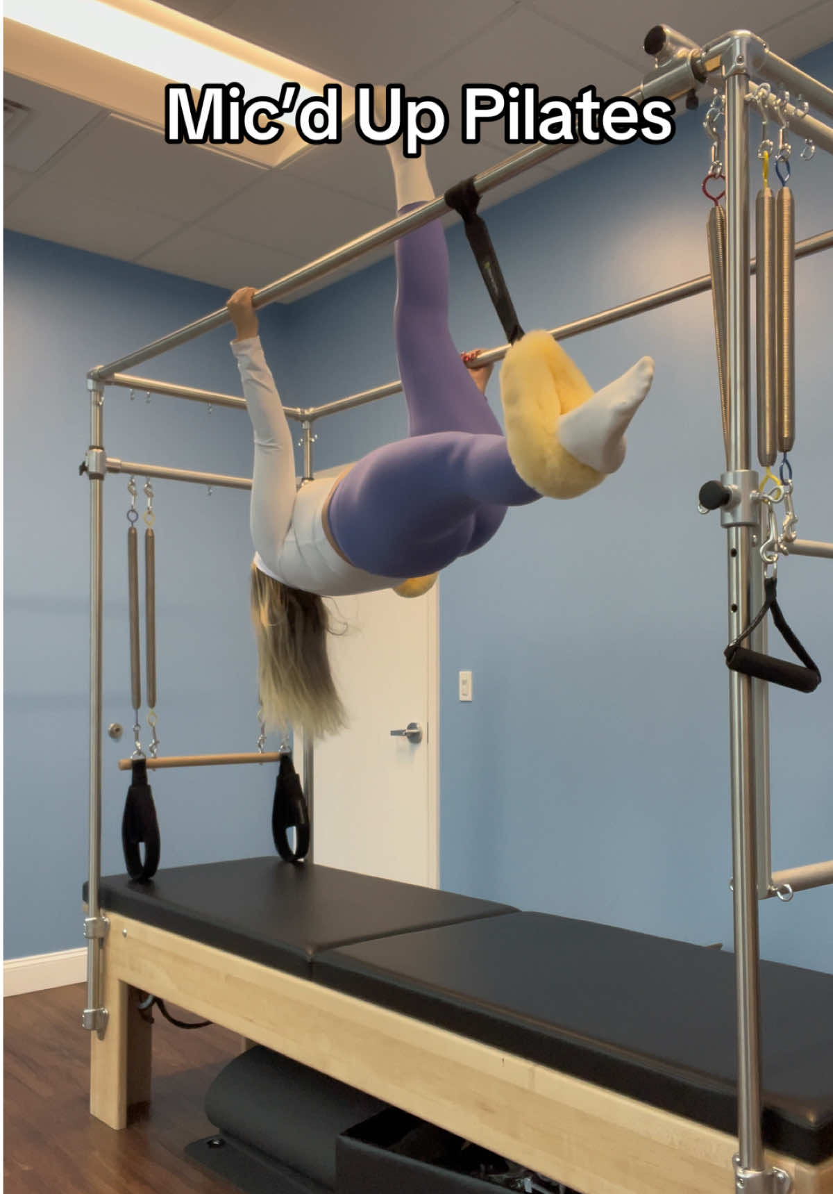 Fancy Single Leg Pull Ups Mic’d Up!  #micdupworkout #pilates #pilatesworkout #pilatescadillac #pilatesinstructor #pilateslovers #pilatesprincess #workoutwithme #workout #pilatestiktok 