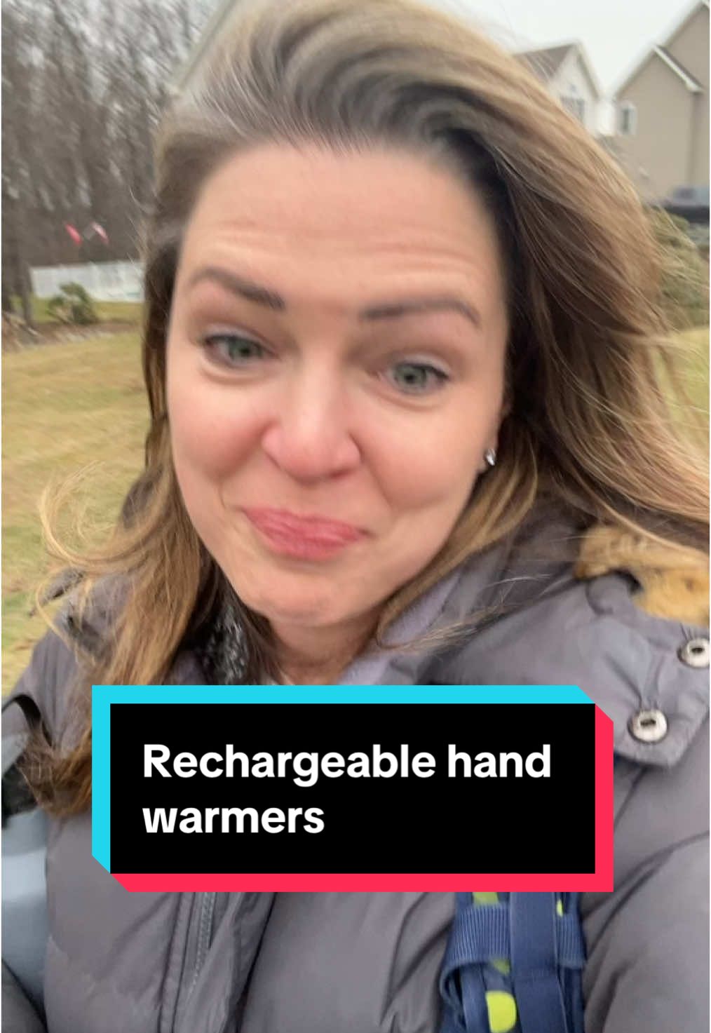 The perfect way to keep warm! #rechargeable #rechargeablehandwarmer #rechargeablehandwarmers #tiktokrechargeablehandwarmer 