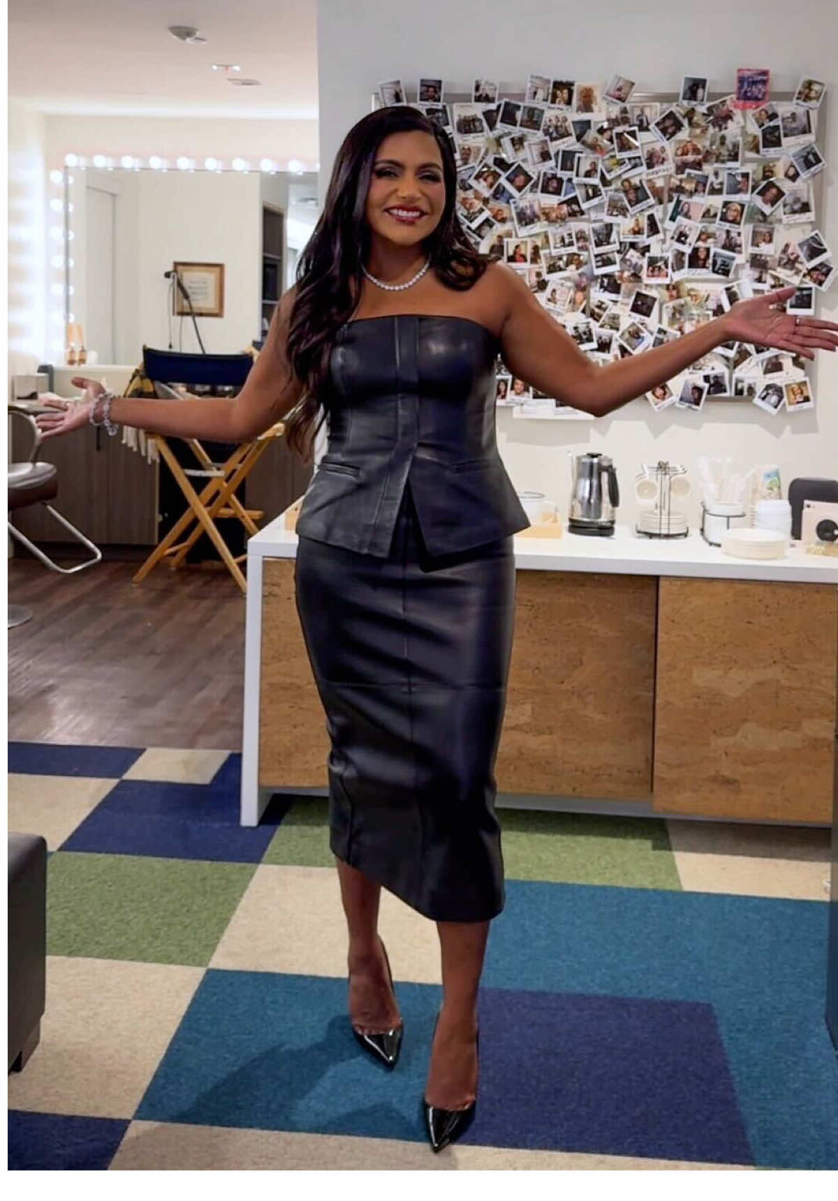 Everyone, we have an announcement! ✨ #Colbert #MindyKaling