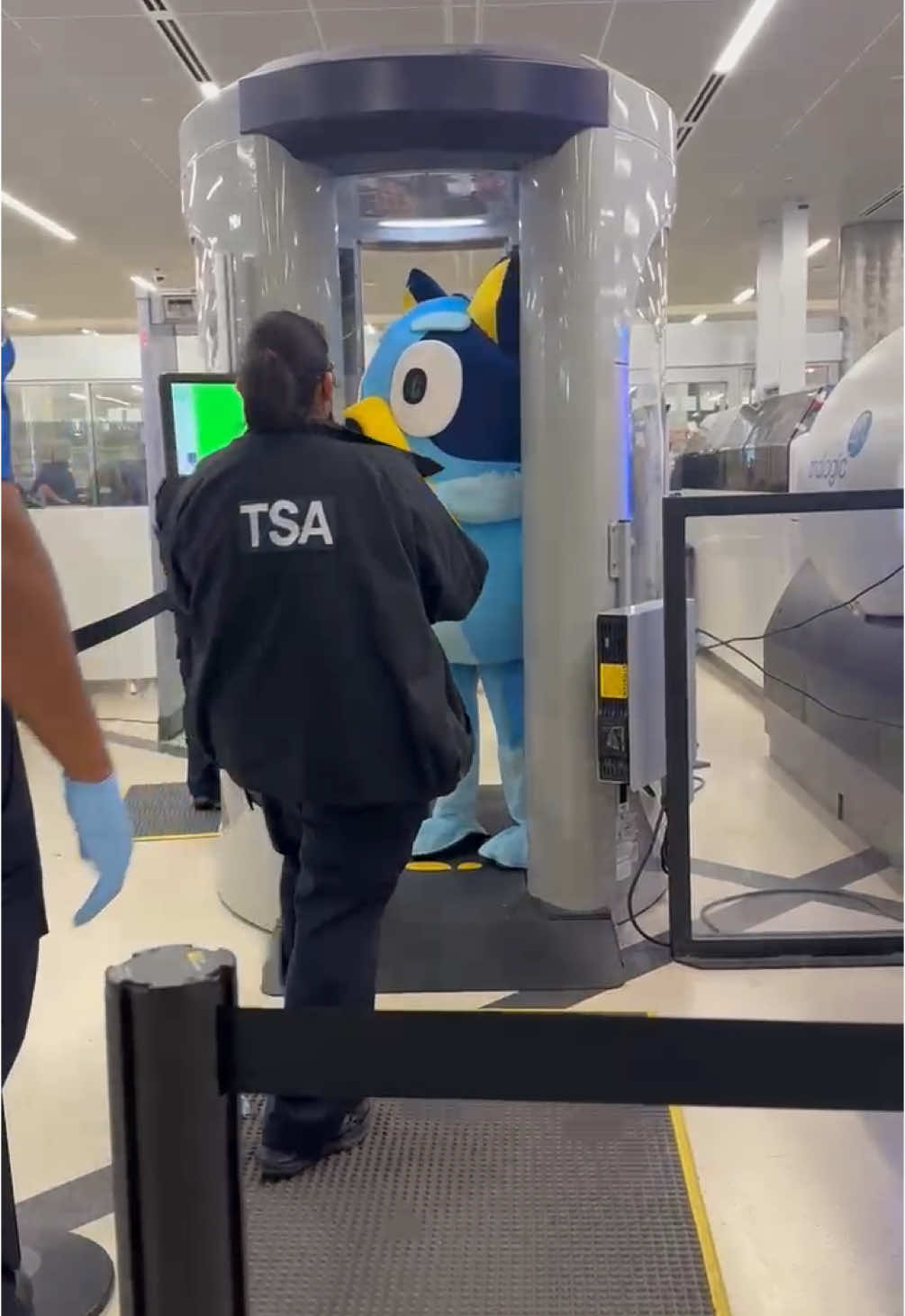 Poor #Bluey too big for #TSA 👀👀 My #NewFavoriteMaacot 