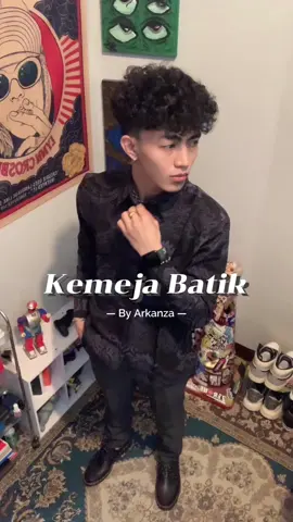 Pake kemeja batik casual buat ketemu calon mertua 😁 • Batik by @BATIKARKANZA.ID  • #rekomendasibatik #kemejabatikslimfit #batikpria #batikkemeja #batikcasualstyle  