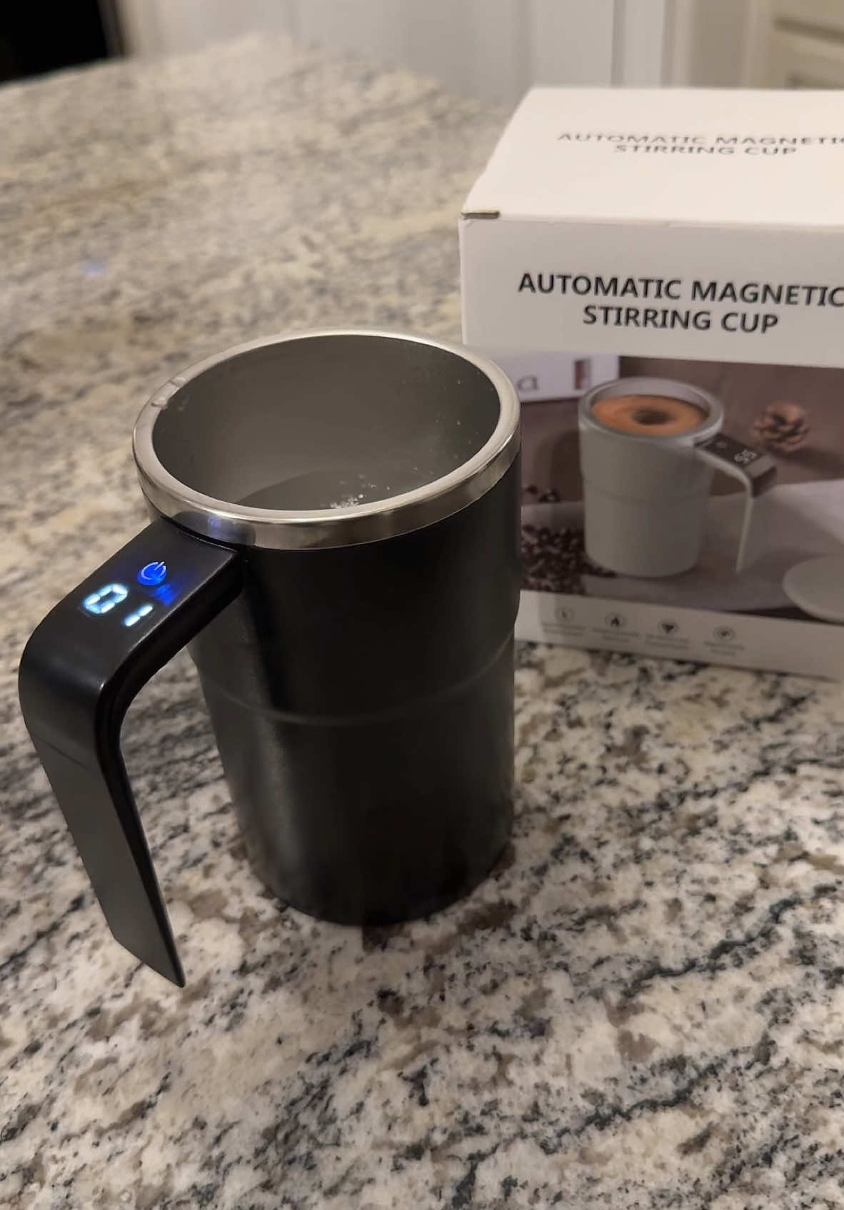 This is the #intelligentcoffeecup and its awesome! #intelligentcoffee #automaticstirringcup #kahlaDeals #Kahlatalk #Kahlatech  #TikTokShopHolidayHaul #MadeMyYear #TTSDelightNow #GiftGuide 