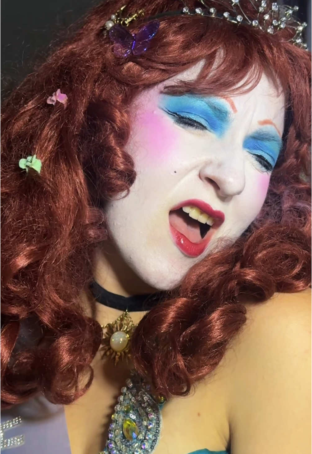 a few of you said ChynnaRoan and um how did I never think of that?? #chappellroan #redwinesupernova #goodluckbabe #sabrinacarpenter #hottogo #mua #chappellroanmakeup 