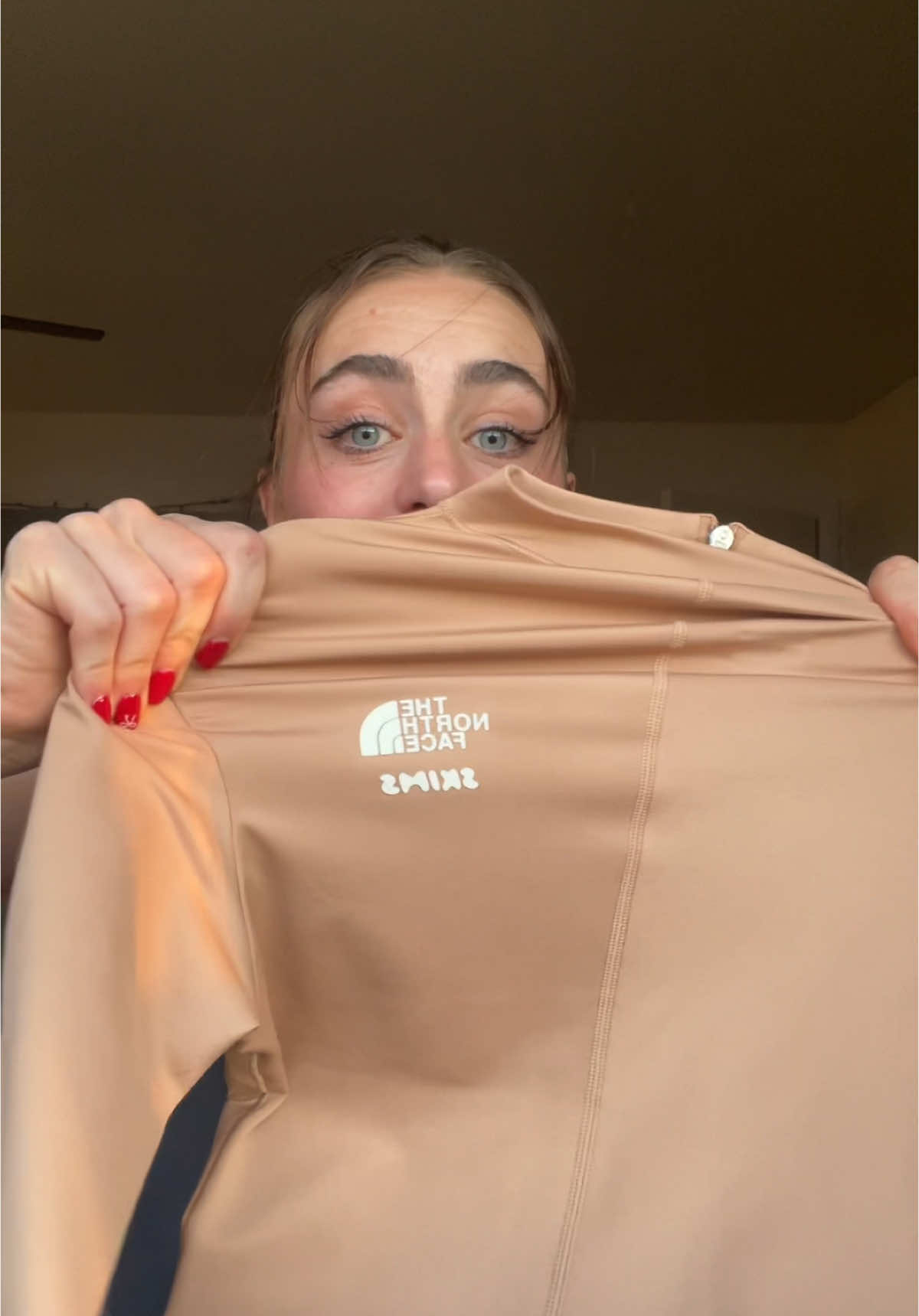 @thenorthface i want to give you a big ol kiss on the lips and i hope your pillow is always cold on both sides and that you get a pay raise and that you find all the happiness in the world and that you have the softest silkiest hair ever EEEEK #haul #northfacepuffer #skimsxnorthface #skims @SKIMS #unboxinghaul 