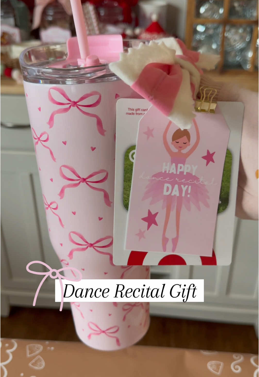 Oh you know flooding your feed with more bow gift idea items, because bows are in and I’m not complaining at all! Cute gift idea for dance teacher or school teacher. Questions welcomed 🎀 #teachergifts #teachergift #teachergiftideas #teacherchristmasgifts #dancerecital #christmasgiftideas 