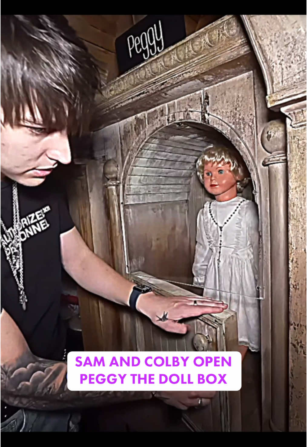 They OPENED the box of Peggy The Doll ☠️✝️ #paranormal #peggy #samandcolby #terrifying #conjuringhorror #haunteddoll #museum 