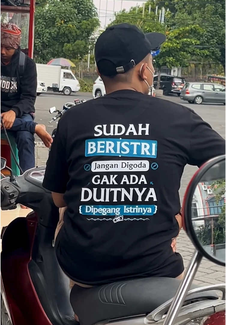 Apa iya suami jaman sekarang duitnya pada dibawa bininya?😂