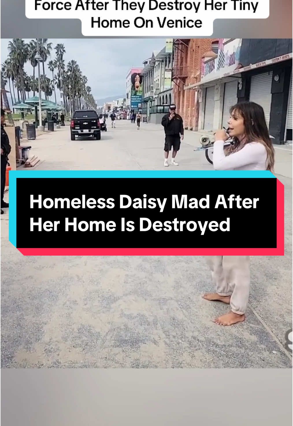 Who is right daisy or popo #police #homeless #venice #venicebeach #la #losangeles #sad 