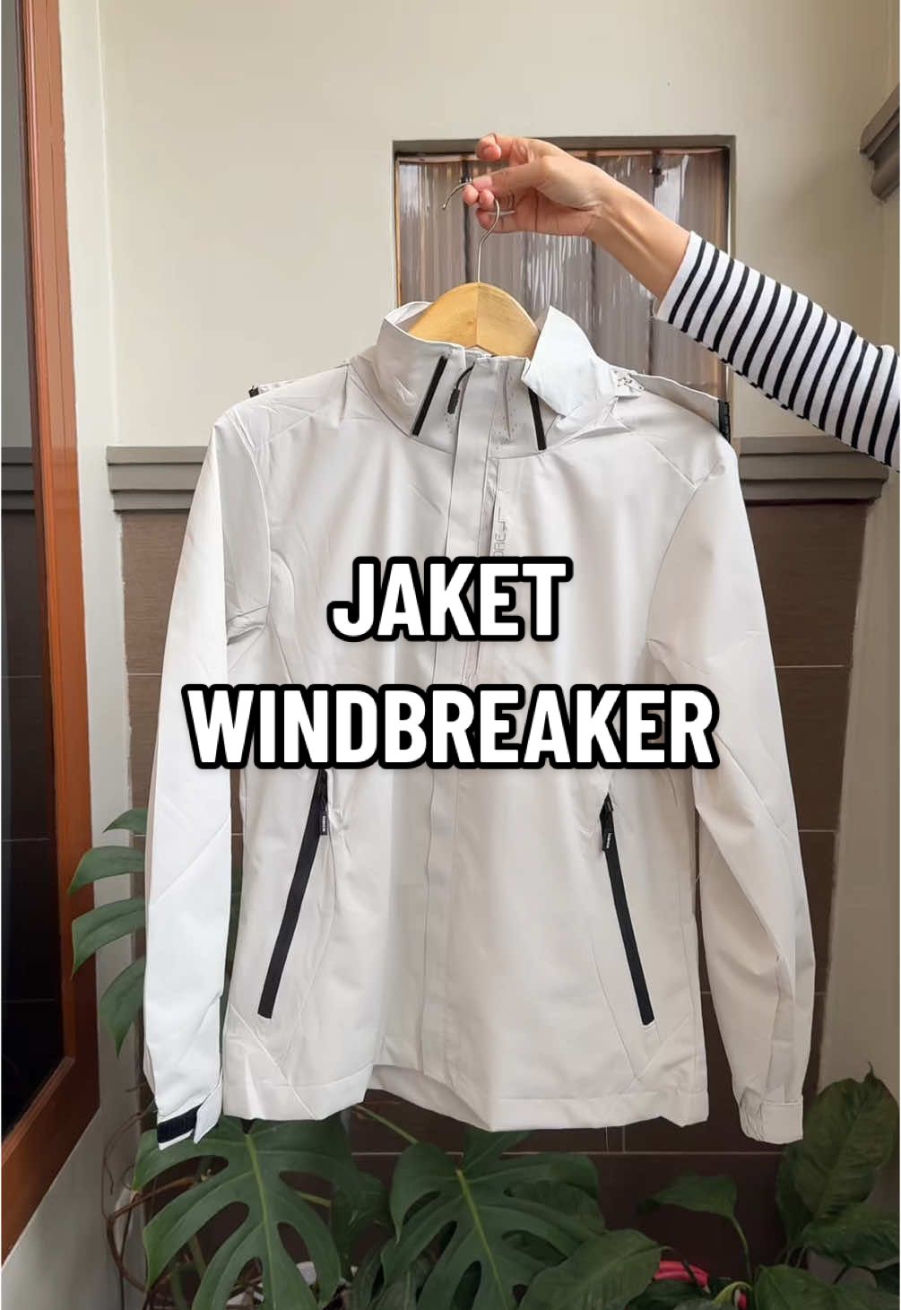 Mumpung promo 12.12 kapan lagi dgn harga segitu udh bisa punya jaket windbreaker kaya gini #jaketwindbreaker #jakethiking #jaketmotor #jaketolahraga #jakethoodie #jaketantiair #jaketantiangin #jagoanvideotrending 