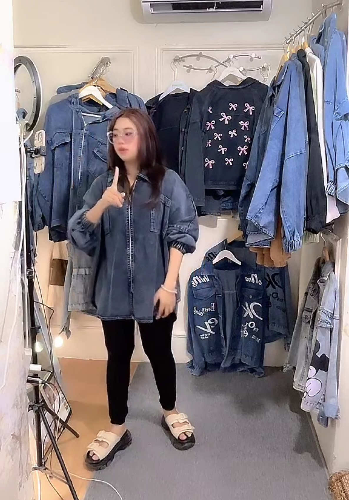 #promoguncang1212 #wibgajian #belilokal #jaketjeans #jaketoversize #jaketjumbo #jaketwanita 