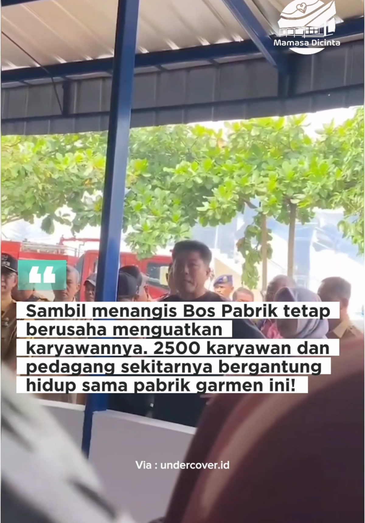 PT Anugerah Abadi Magelang Terbakar, kurang lebih 2500 Karyawan Tetap Dikuatkan oleh Ownernya langsung. Pabrik garmen PT Anugerah Abadi Magelang (AAM) mengalami kebakaran hebat pada Minggu (8/12). Akibatnya, 2.500 karyawan diliburkan hingga investigasi selesai. Perusahaan berkomitmen bangkit dan melanjutkan operasi demi keberlangsungan ribuan pekerja serta UMKM yang bergantung pada PT AAM ini.  - - #PrayForPTAAM #MagelangBangkit #BersamaKitaKuat #DukunganUntukPTAAM #KaryawanBisaBangkit #UMKMBerdaya #SemangatMagelang #IndustriBangkit #KebakaranPTAAM #SolidaritasMagelang  #mamasa #visitmamasa #kabarmamasa #kabarsulbar #visitsulbar #infomamasa #mamasadicinta#sulawesibarat #mamasaid #infomamasa #mamasahariini #kabupatenmamasa #kabarmanado #sulawesi #sulawesibarat #viral #fyp #polman