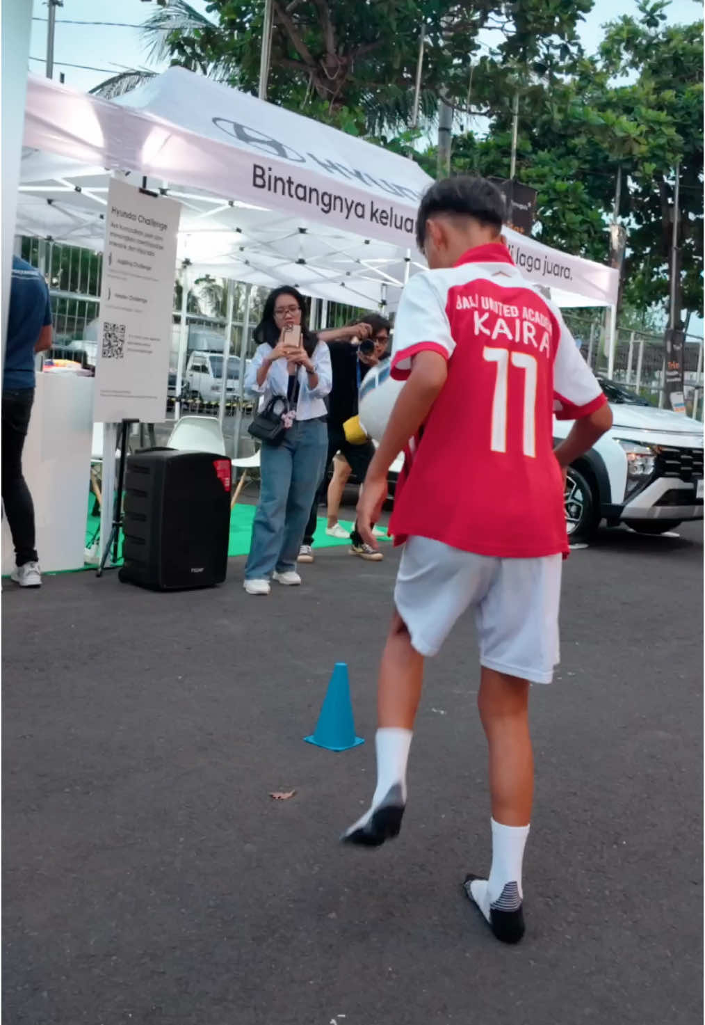 POV Daimin ajak kamu nobar @liga1match sambil seru-seruan di booth Hyundai 🤩 #Hyundai #HyundaiIndonesia