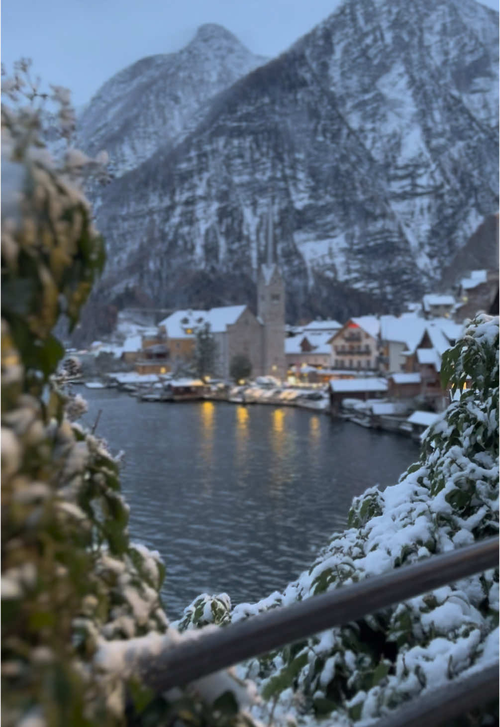 Hallstatt last winter, 2023, was an incredible surprise. The view was breathtaking! #hallstatt #winter #christmas #austria