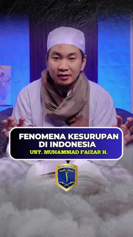 Kenapa di Indonesia banyak orang kesurupan menyerupai hewan? Kenapa ketika diruqyah reaksinya lebih atraktif ketimbang di Mesir? Yuk kita belajar bareng... #ruqyah #ruqyahsyariyyah #muhammad #muhammadfaizar #like  #sihir #kesurupan  #magic #horror 