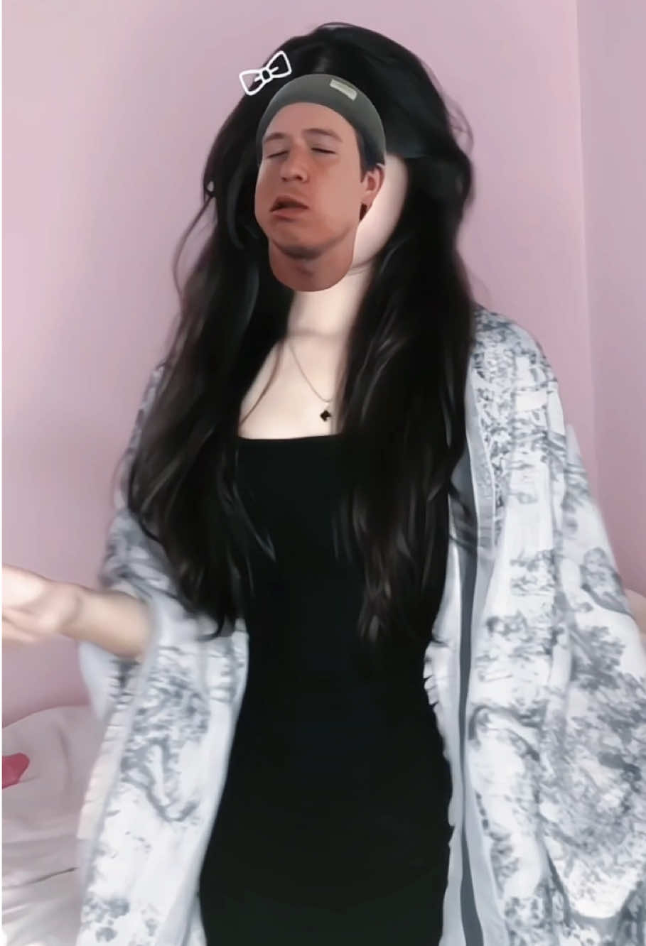 Trông bả nhảy🫨 Dc: @Vũ Anh Hiếu  #huongwnguyen #viral #trending #nhaytiktok 