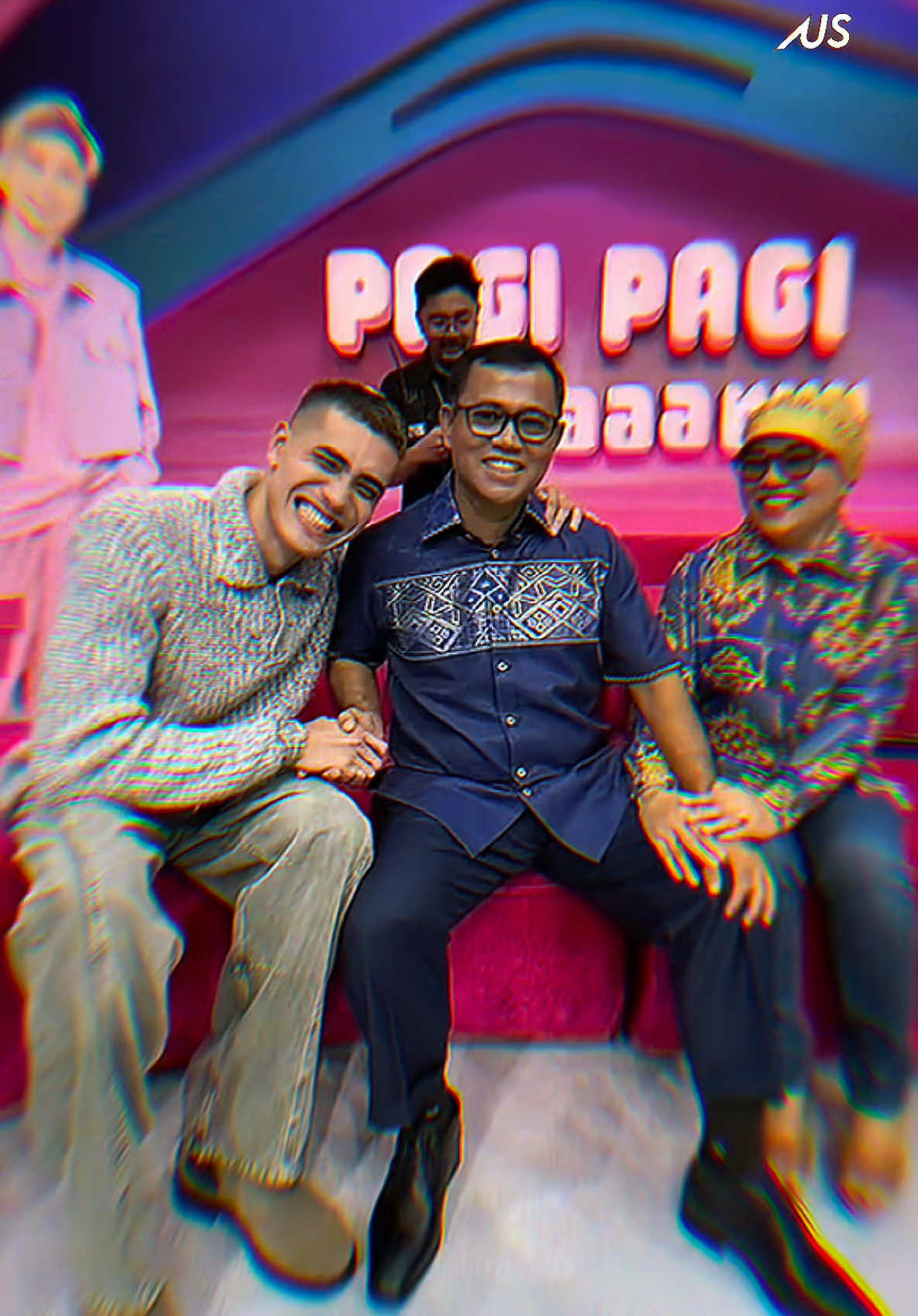 Adikku Aisar udah dekatin Mama dan Papa nya Fuji 😂 #masukberanda #beranda #auskhalid #auscarbonworld #aisarkhaledd #fyp #viral #indonesia #malaysia #fuji #fy @AisarKhaledd @Fujiiian  