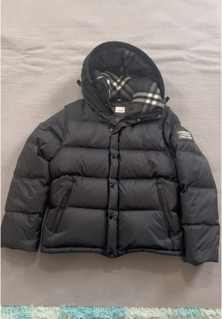 🤩🤩🤩🤩Gray plaid looks good.🤩😍😍😍#Burberry #puffer 