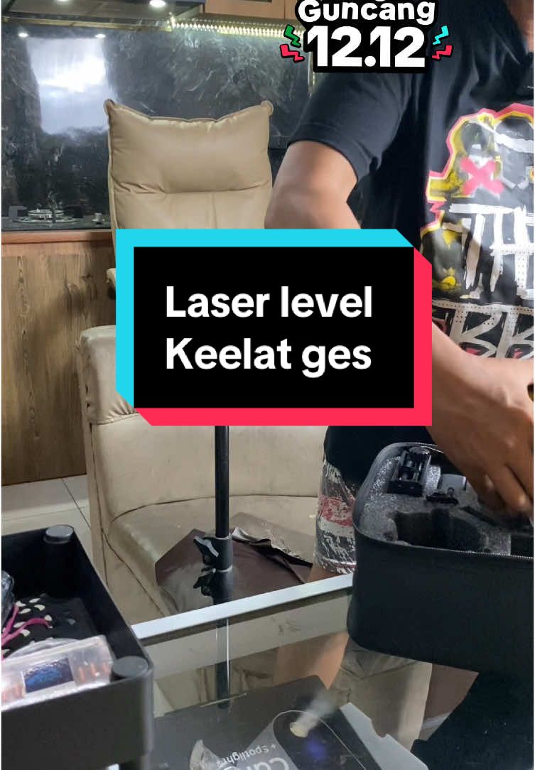 laser lavel #promoguncang1212 #megaguncang1212 #megaguncangcuan1212 #cuantanpabatas #renosteelshop  #laserlavel #lasersudut #slableveling  #meteran #laser #waterpas #alatpengukur #meteranlistrik #waterpasleser #meteranlaser #meteranlaserunik #tukang #alatrumahtangga #tiktokshopindonesia 