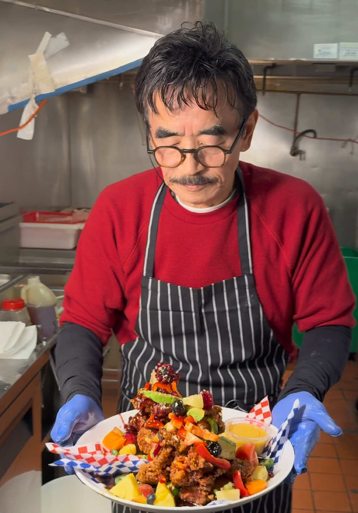 Hidden Fried Chicken Gem in K-Town 🍗✨ Former Film Director Turned Chicken Master #friedchicken #foodtiktok #FoodTok #foodies #korea #korean #coreano #fried #chicken #fruit #bts #army #masalee #fyp #fypシ #fypシ゚viral #fypage #FoodLover #fyppppppppppppppppppppppp 