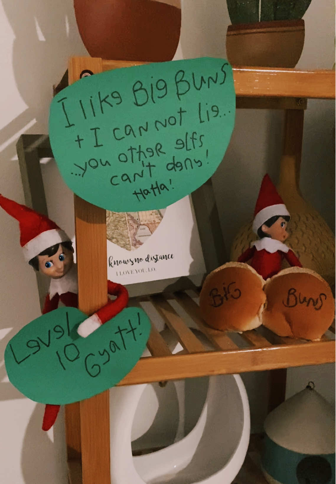 I like big BUNS and i cannot lie!  Level 10 GYATT! 🍑 🤣 #ElfOnTheShelf #EOTS #EIfOnTheShelfldeas #Elfldeas #elfontheshelfadventures #MomsofTikTok #fyp #foryou #parentsoftiktok #christmas #easyelfonashelfideas #ilikebigbuns #gyatt #level10gyatt 