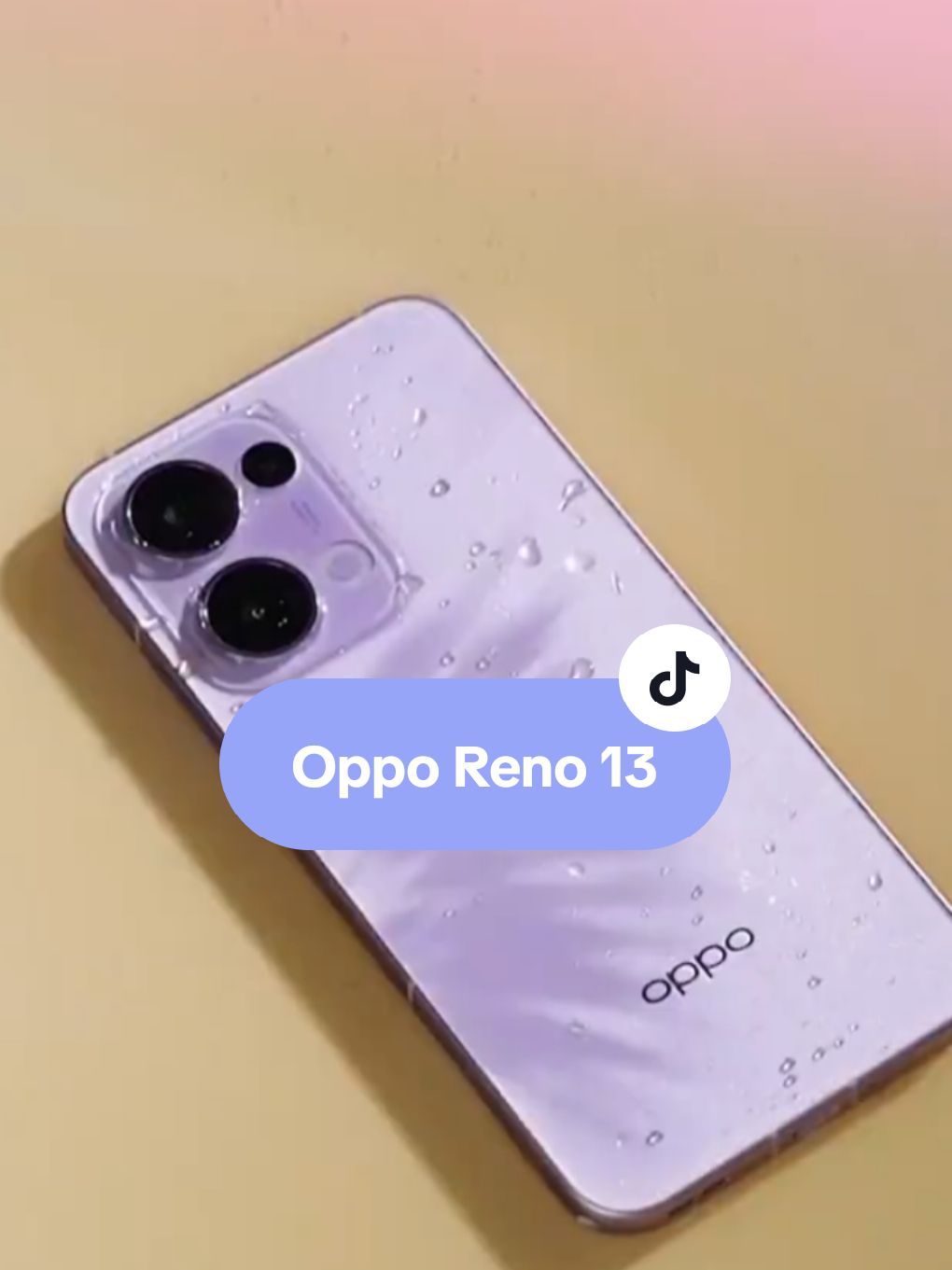 Membalas @mikaylaaaaaaa16 buat mainan di air apalagi musim hujan gini tahan banget #opporeno #oppoindonesia #opporeno13 #oppo #smartphone 