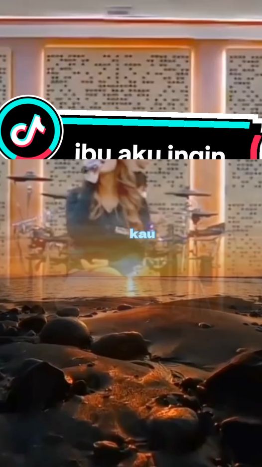 ibu aku ingin bersandar - Nabila Maharani #fyp#fypviralシ #fypage   #ibuakuinginbersandar   #nabila  #nabilamaharani   #liriklagu   #trendingsong   #tiktoktainment   #foryourpage   #masukberanda 