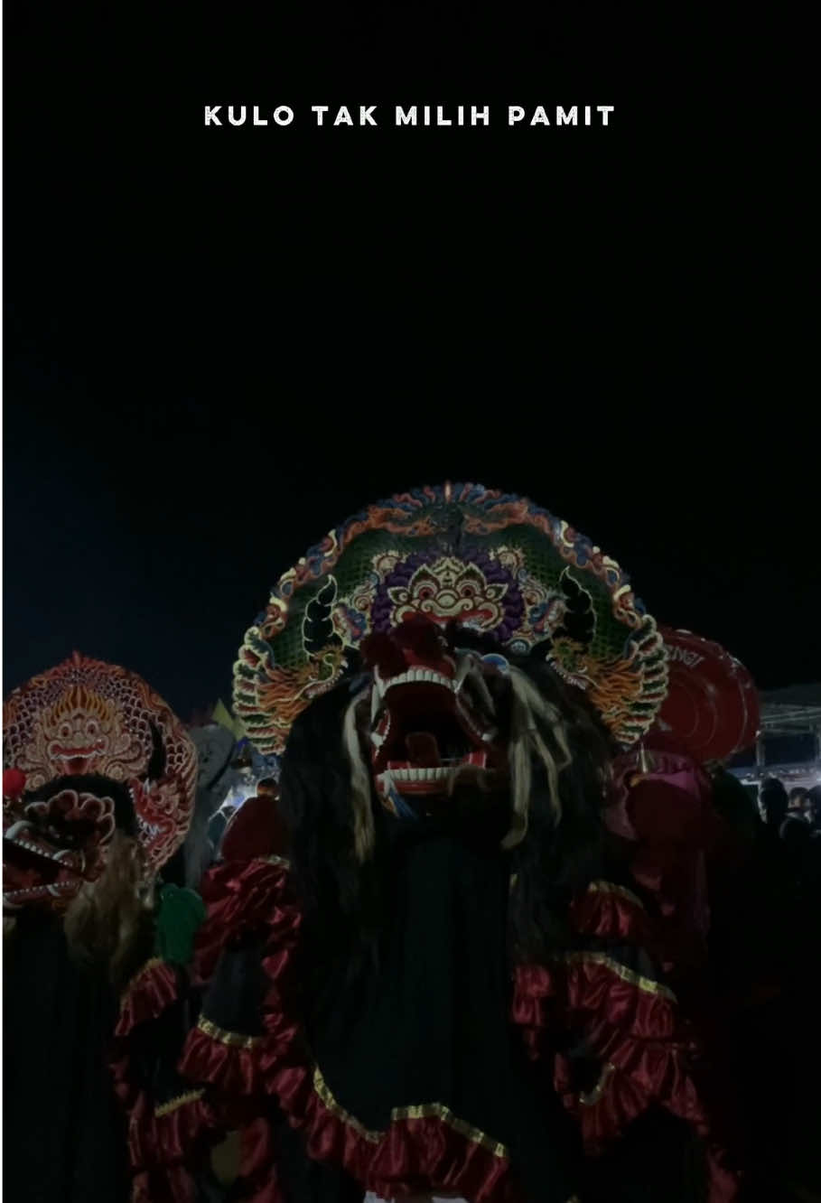 Siapa yang ikutan joget? #jaranan #jaranantiktok #jarananjawa #jaranankediri #jarananpekanbaruriau👹 #barongan #pasukanmekarbudoyo #nogomulyosejati #deuyungg 